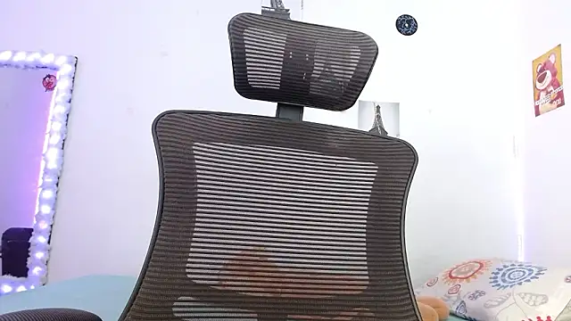 Lolitaa  VIP online show from February 4, 2026, 7:42 pm