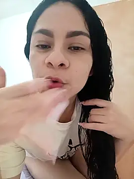 luna pinky online show from February 14, 2026, 2:47 pm