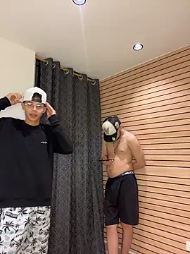 TheBatMansion online show from April 2, 2026, 4:10 am