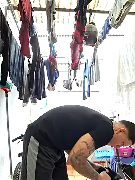 Snapshot of Zarc_Jhonson chatting on January 23, 2025, 3:43 pm Zarc Jhonson online show from January 23, 2025, 3:43 pm