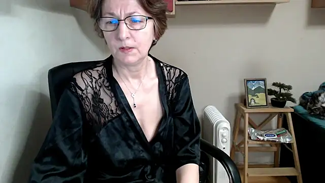 katemodel online show from March 5, 2026, 7:59 am