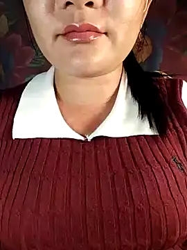 Reina Fcup01 online show from February 18, 2026, 2:24 pm