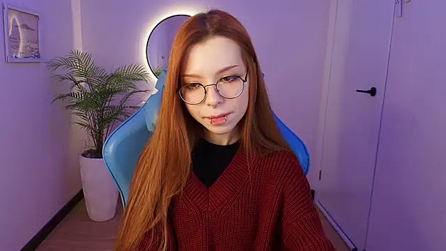 Snapshot of PinkAn8el chatting on February 5, 2026, 2:27 am PinkAn8el online show from February 5, 2026, 2:27 am