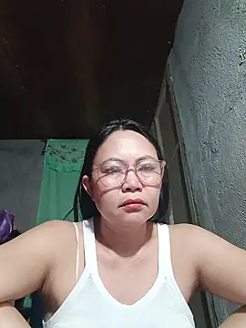 hotpinay 45 online show from April 13, 2026, 8:03 pm