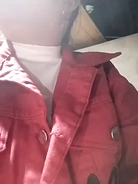 Snapshot of roachan_1 chatting on February 6, 2026, 11:57 am roachan 1 online show from February 6, 2026, 11:57 am