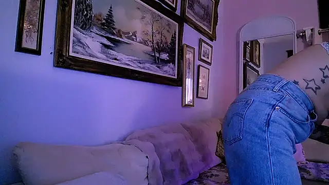 BobbyNSadie online show from February 18, 2026, 2:18 am