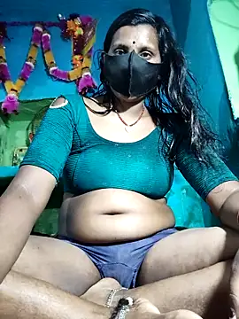 Snapshot of Chanchal_pande chatting on April 1, 2026, 5:19 am Chanchal pande online show from April 1, 2026, 5:19 am