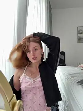 madlynn online show from February 2, 2026, 11:42 am