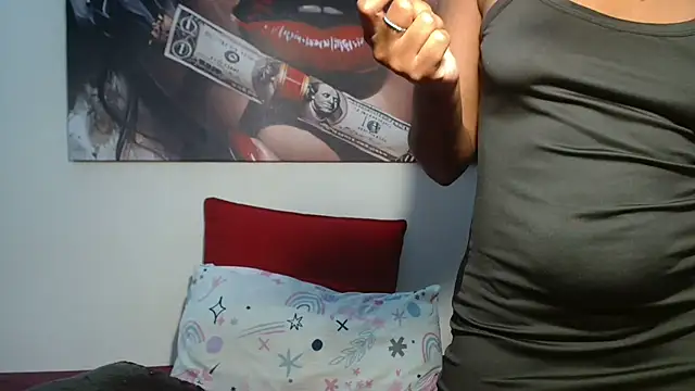 Snapshot of Moreish-06 chatting on February 11, 2026, 7:52 pm Moreish-06 online show from February 11, 2026, 7:52 pm