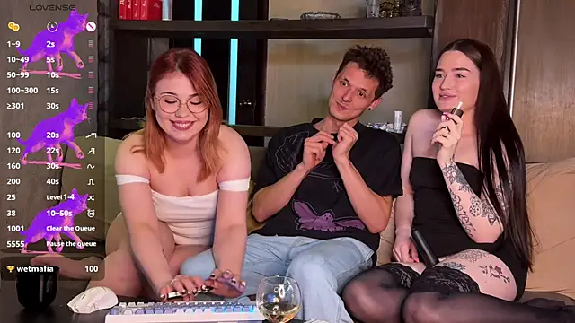 Three Some Dream online show from May 10, 2026, 6:46 pm