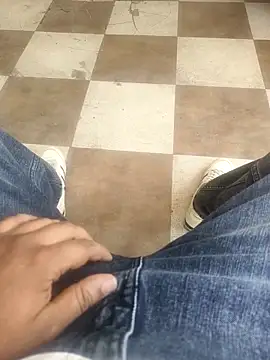 Snapshot of GTX-8194 chatting on February 27, 2026, 9:31 am GTX-8194 online show from February 27, 2026, 9:31 am