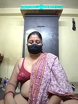 Snapshot of Curvy_Trisha chatting on June 30, 2026, 12:50 pm Curvy Trisha online show from June 30, 2026, 12:50 pm