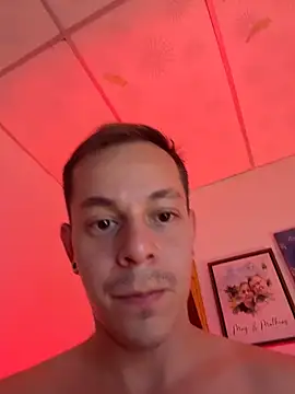 Snapshot of AxelMuller chatting on February 17, 2026, 10:49 pm AxelMuller online show from February 17, 2026, 10:49 pm