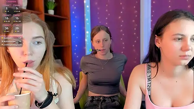 Snapshot of stella_flower chatting on February 7, 2026, 1:48 pm stella flower online show from February 7, 2026, 1:48 pm