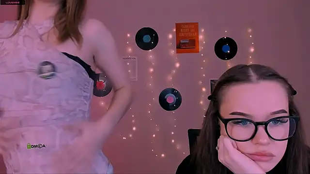 eira mouse online show from April 7, 2026, 8:59 am