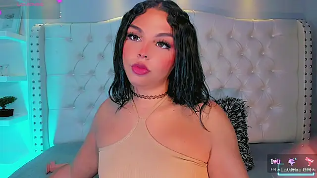 Maia Hotts online show from June 27, 2026, 8:03 pm