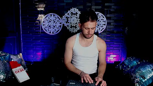 Snapshot of dany_ray chatting on March 20, 2026, 11:59 am dany ray online show from March 20, 2026, 11:59 am