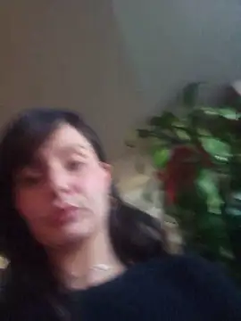 RoxanneRiddle69 online show from June 17, 2026, 10:43 pm