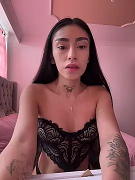 Bonny Eva online show from April 18, 2026, 6:45 pm