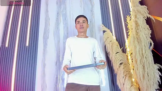 Matheus Ic online show from February 4, 2026, 12:33 pm