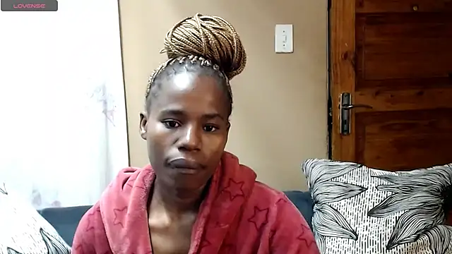 AppleAsss online show from July 11, 2026, 8:55 pm