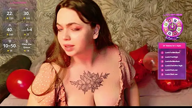 Snapshot of AliraX chatting on February 14, 2026, 8:27 pm AliraX online show from February 14, 2026, 8:27 pm