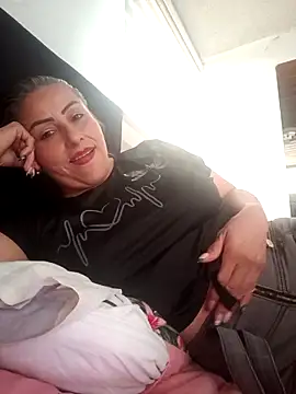 Snapshot of maynor_1998 chatting on February 10, 2026, 9:41 pm maynor 1998 online show from February 10, 2026, 9:41 pm