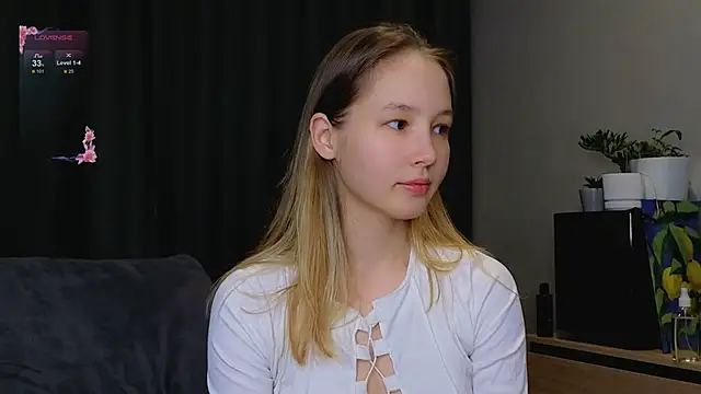 Snapshot of y0ur_sunshinee chatting on February 26, 2026, 9:58 pm y0ur sunshinee online show from February 26, 2026, 9:58 pm