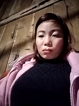 Snapshot of Ella-aa chatting on February 12, 2026, 10:16 pm Ella-aa online show from February 12, 2026, 10:16 pm