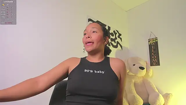 Nia13 online show from February 5, 2026, 5:12 am