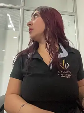 Snapshot of Nahomy_Benett chatting on March 1, 2026, 11:34 am Nahomy Benett online show from March 1, 2026, 11:34 am