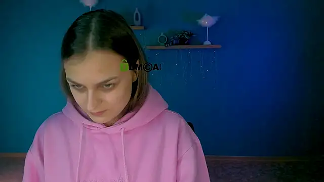 Snapshot of clery_abyss chatting on February 3, 2026, 1:05 pm clery abyss online show from February 3, 2026, 1:05 pm