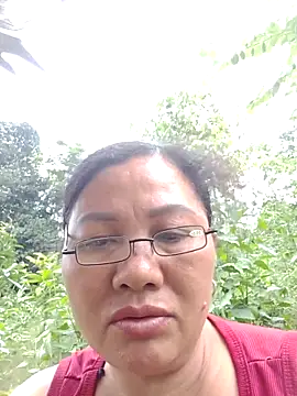 Snapshot of Cold-girlr12 chatting on May 11, 2026, 7:14 am Cold-girlr12 online show from May 11, 2026, 7:14 am