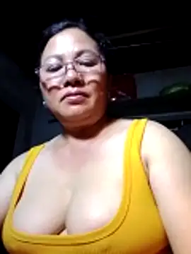 Snapshot of Cold-girlr12 chatting on June 22, 2026, 6:05 pm Cold-girlr12 online show from June 22, 2026, 6:05 pm