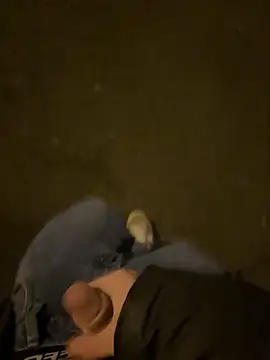 leoooooo88888 online show from February 24, 2026, 11:25 pm