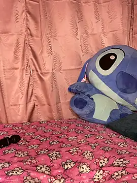 agathamarrshall  online show from February 25, 2026, 12:04 pm