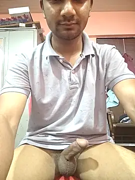 Darkintrovert online show from April 18, 2026, 5:17 pm