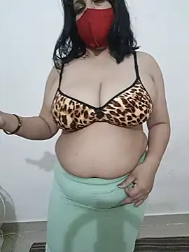 Snapshot of Ruby1hot2 chatting on June 5, 2026, 6:42 am Ruby1hot2 online show from June 5, 2026, 6:42 am