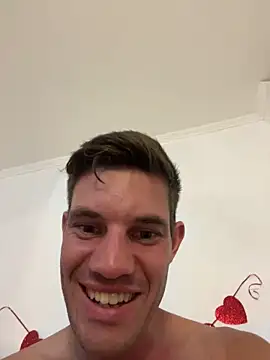 Snapshot of Chuchiybombon chatting on February 18, 2026, 3:13 am Chuchiybombon online show from February 18, 2026, 3:13 am