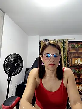 Snapshot of amelie_rose__ chatting on February 5, 2026, 3:55 am amelie rose online show from February 5, 2026, 3:55 am