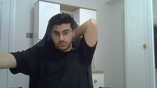 Snapshot of ciceroable chatting on May 15, 2026, 3:19 pm ciceroable online show from May 15, 2026, 3:19 pm