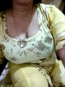 PARI51 online show from June 6, 2026, 8:02 pm