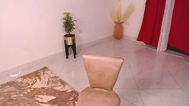 Snapshot of Samy_Hot chatting on February 26, 2026, 12:42 am Samy Hot online show from February 26, 2026, 12:42 am