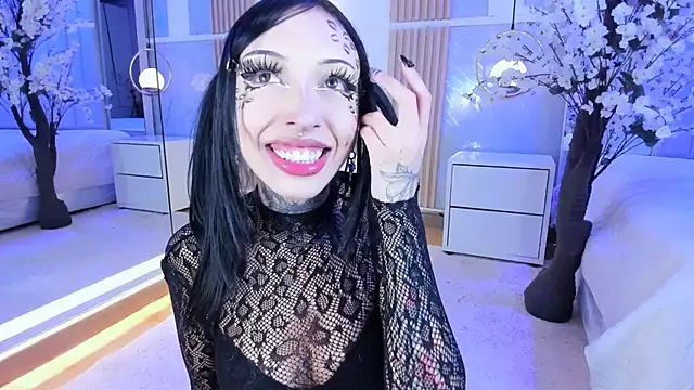 SalemBlackrose online show from March 15, 2026, 5:24 am