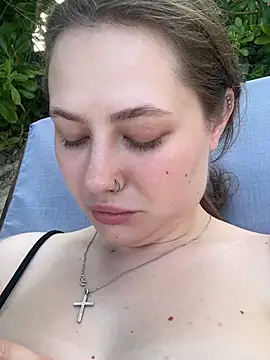 AsynaYuuki online show from February 7, 2026, 7:56 am