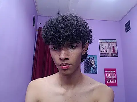 Snapshot of bigcock_twinks chatting on February 26, 2026, 4:22 am bigcock twinks online show from February 26, 2026, 4:22 am