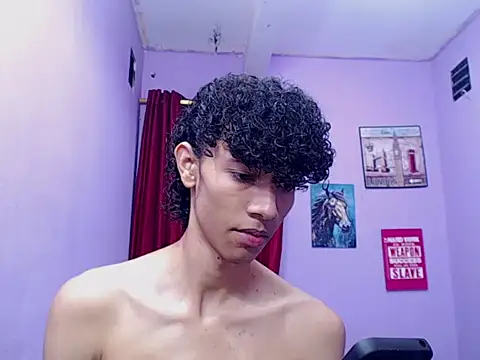 bigcock twinks online show from March 25, 2026, 11:33 pm