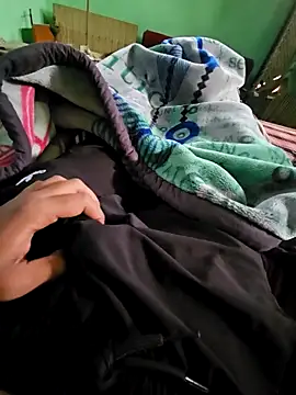 Snapshot of ItsBull88 chatting on February 1, 2026, 9:19 am ItsBull88 online show from February 1, 2026, 9:19 am