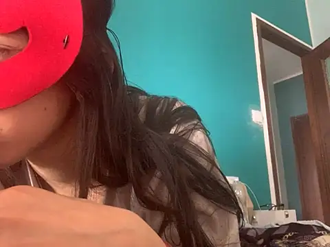 Snapshot of Lupamy14 chatting on February 3, 2026, 10:42 am Lupamy14 online show from February 3, 2026, 10:42 am