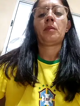 Renataalves online show from July 5, 2026, 12:12 pm